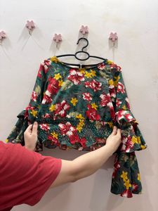 Floral Bell Sleeve Crop Top BRAND NEW