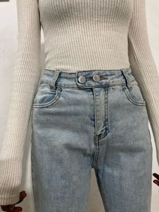 Light Wash Flared Jeans