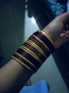 Elegant Bangle Set - Gold and Black