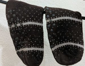Cozy Snowflake leg warmers