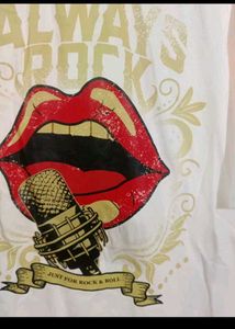SHEIN White Graphic T-Shirt