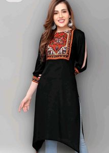 Elegant Black Kurta with slit sleeves