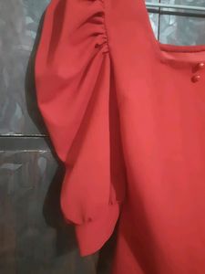 Gorgeous Red Top❤️