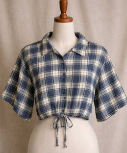Chic Sleeve Cropped shirt
