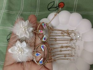 Elegant White Feather Dangle Earrings