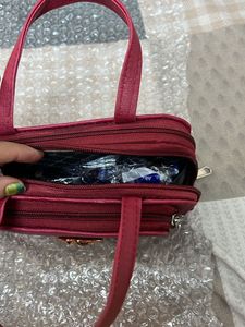 Fresh Handbag, Maroon 👜