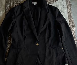 GUESS Luxe Black Tailored Blazer🖤