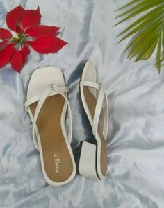 Sandal
