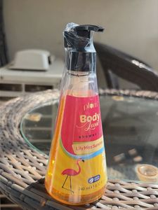 Plum Body Lovin Shower Gel