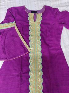 Elegant Purple &amp; Gold Pakistani Suit