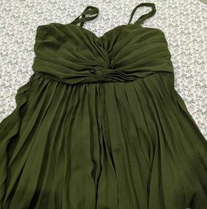 Chic Olive Green Pleated Top