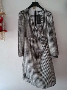 Tokyo Talkies Houndstooth Dress size M