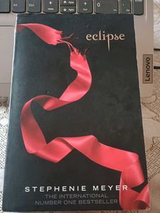 Eclipse by Stephenie Meyer
