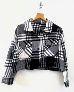 Stylish Plaid Cropped Shirt