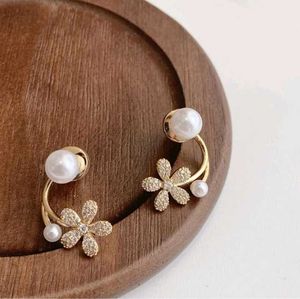 Beutiful Korean Earrings (Pack Of 2)🌷