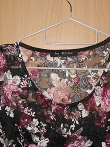 Chic Floral Lace Sleeveless Top