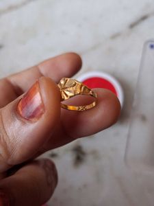 Gold flower desine baby Ring