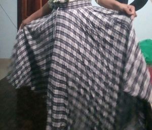 check skirt
