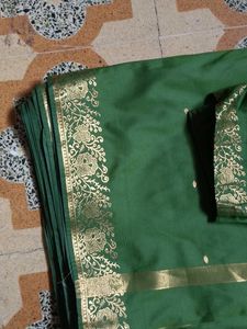 Elegant Green Silk Saree with Blouse