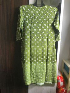 PRICE DROP Max Bandhni Print Shaded Kurti