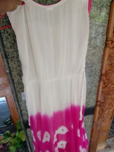 Pink Sleeveless Long Kurtha
