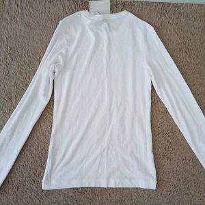 H&amp;M White Long-Sleeve T-Shirt