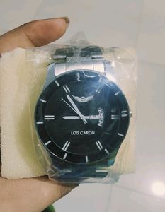Men's Analog Watch. Like New. Good Condition.
