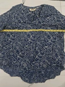 Stylish Blue Paisley Print Top