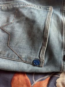 Light Wash Denim Jeans