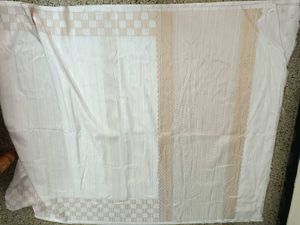Elegant White Saree with Copper Jari Accents