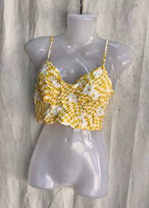 5410. Cute Yellow Checkered Crop Top