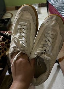 zara super sneakers