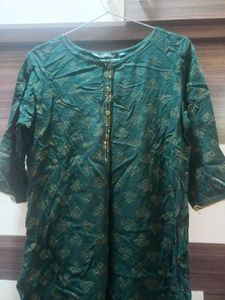 Sale 5 Branded Kurtis combo