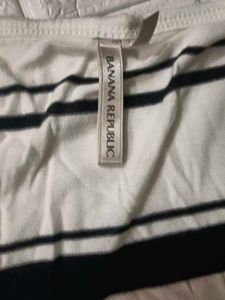 imported brand tshirt Banana republic