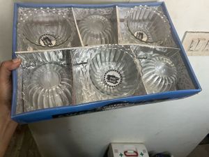 Set of 6 Glassware Bowls