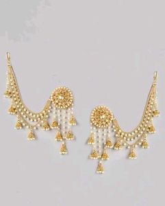 Graceful Earrings &amp; Studs