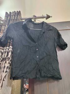 Black Collared Short Sleeve Shirt
