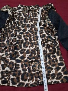Cheetah Printed Ruffle Top 👍