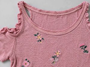 Chic Cold Shoulder Floral Top