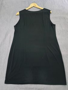 Black Sleeveless Dress