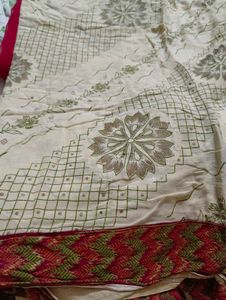 pure cotton Cream & Gold Floral Print Saree