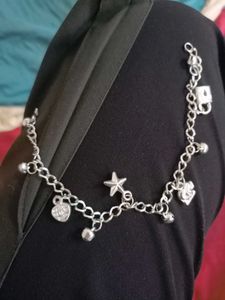 braclet cum anklent
