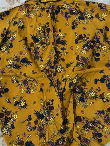 Stylish Floral Print Crop Top