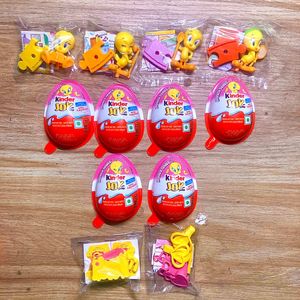 Kinderjoy looney tunes toy