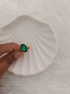 Emerald Ring &amp; Mangalsutra Set