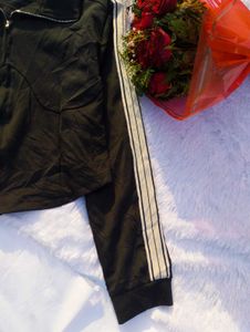 🥀Black Track Jacket🥀