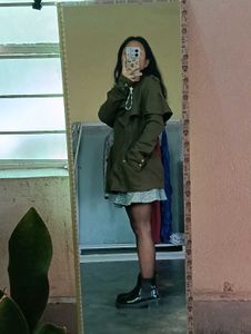 Chic Olive Green Jacket