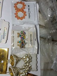 all 23 in 1200rs of Fashion Earrings