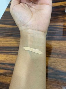 Swiss Beauty Liquid Concealer