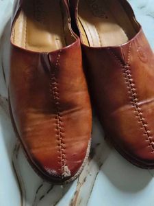 Stylish Ethnic Mojaris